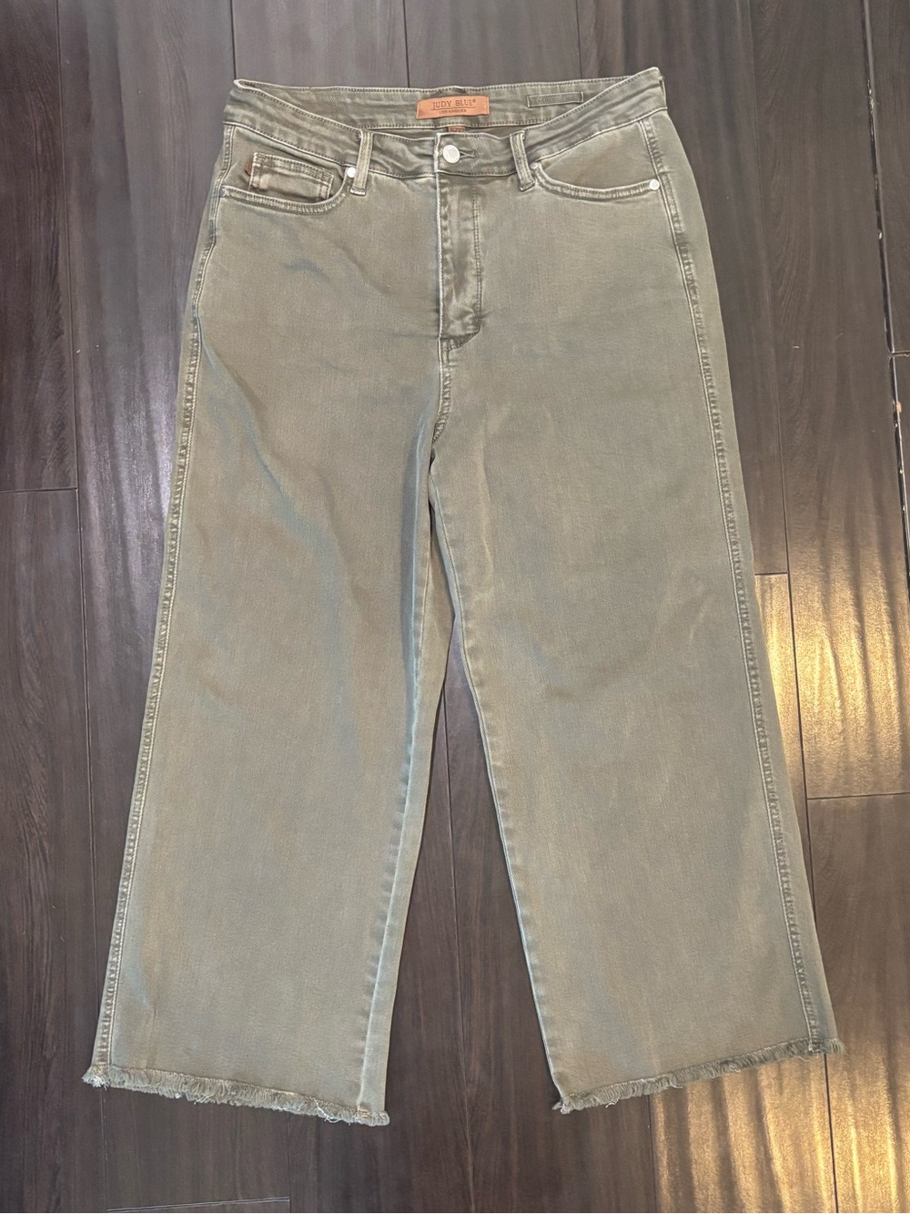 Judy Blue Olive Wide Leg Raw Hem Jeans Size 15/32